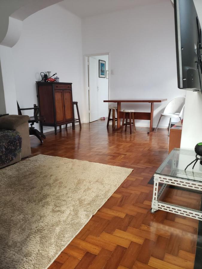 Cantinho Em Santa Teresa Com Bichinhos De Estimacao *